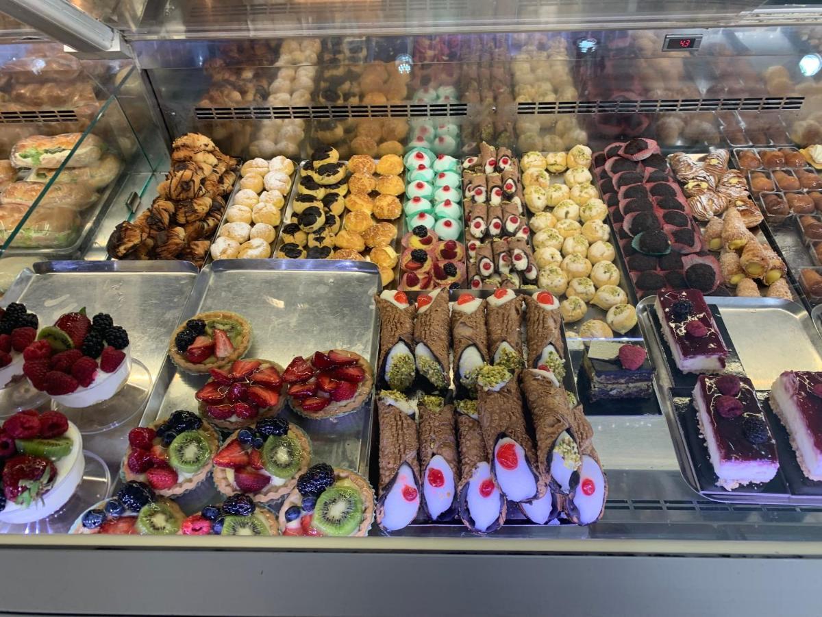 Arthouse Termini Affittacamere 2*
